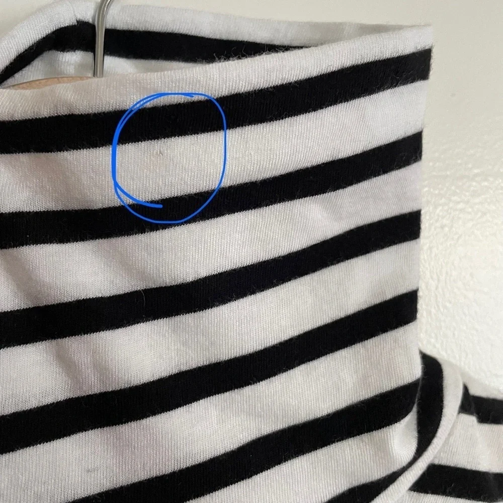Crown & Ivy Black & White Striped Puff Shoulder Long Sleeve Turtleneck Size 2X